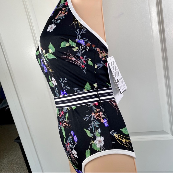 🎉HP🎉 ATHLETA Gold Coast Belted 1PC Swimsuit - Picture 9 of 16